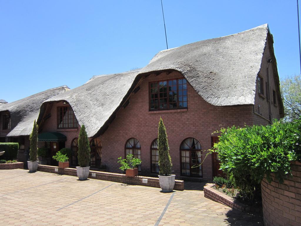 Owls Loft Guest House Midrand Exterior photo