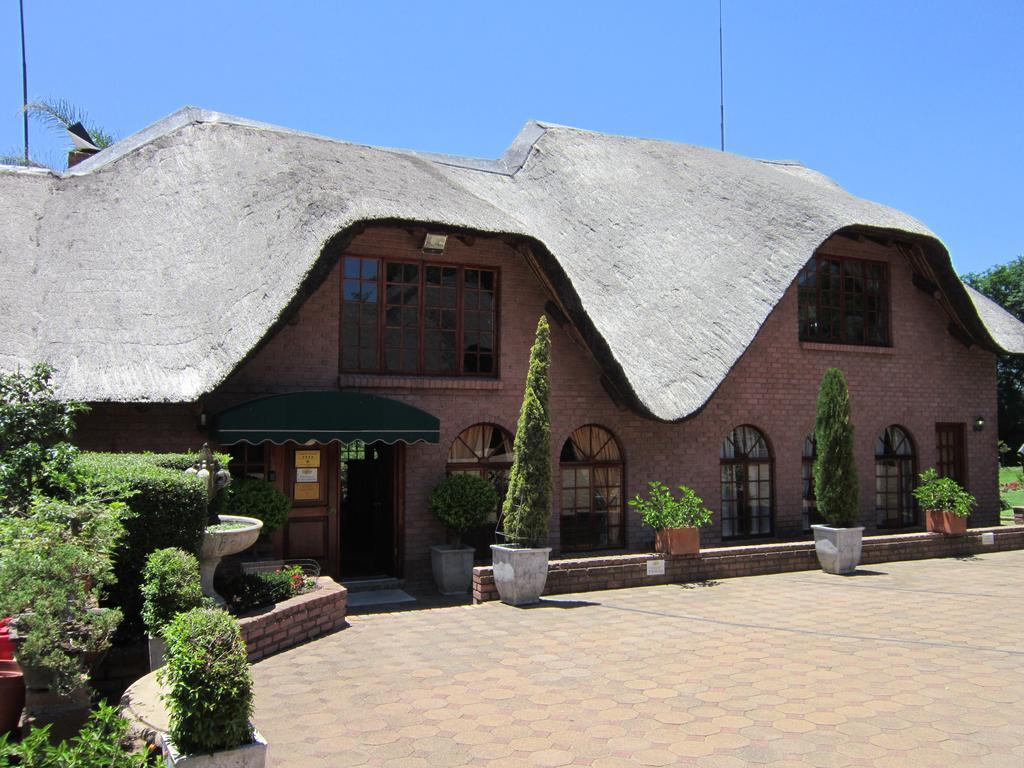 Owls Loft Guest House Midrand Exterior photo