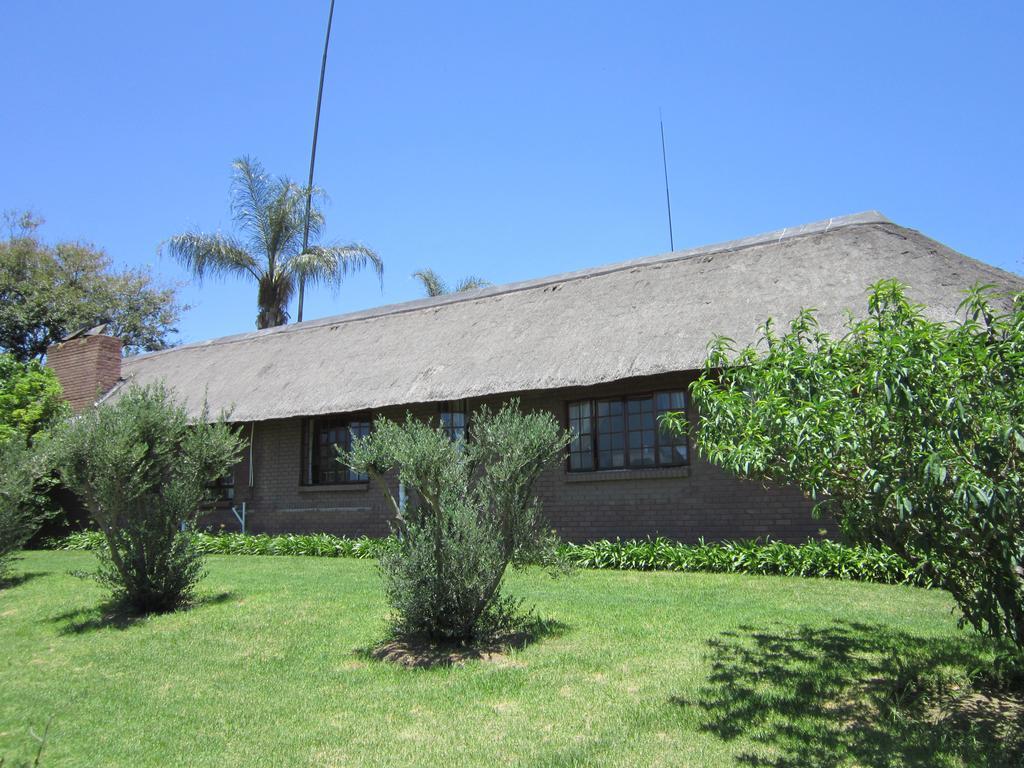 Owls Loft Guest House Midrand Exterior photo